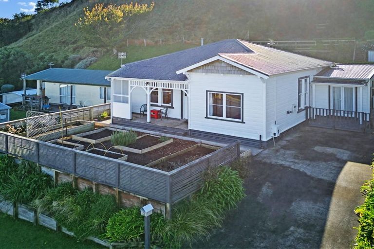 Photo of property in 73 Oranga Street, Westown, New Plymouth, 4310