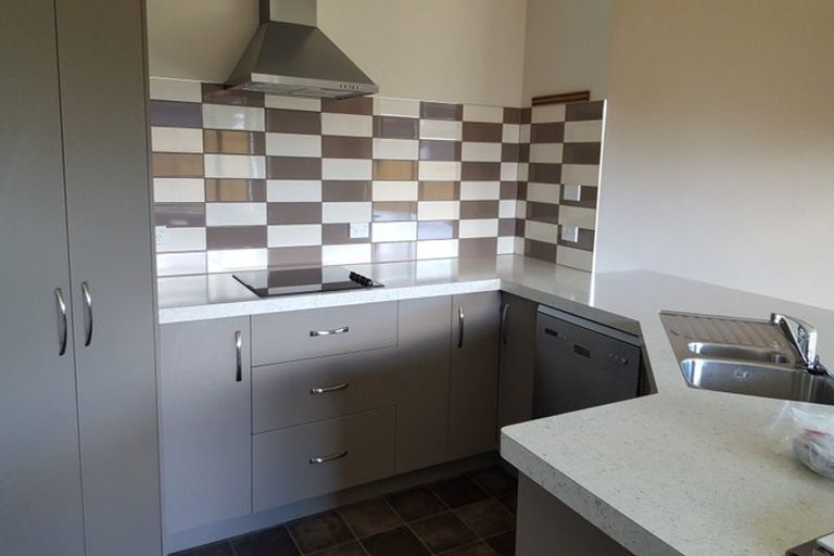 Photo of property in 39 Pegasus Place, Kelvin Grove, Palmerston North, 4414