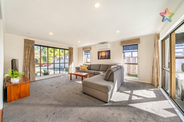 Photo of property in 28 Mcenroe Grove, Naenae, Lower Hutt, 5011