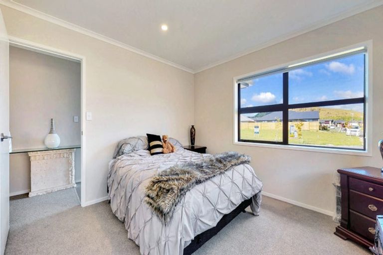 Photo of property in 5 Awataha Crescent, Pyes Pa, Tauranga, 3110