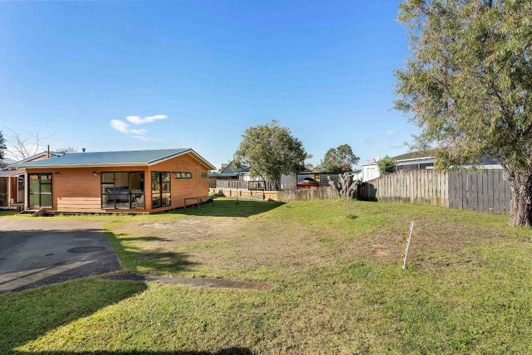Photo of property in 143 Lorraine Place, Whangamata, 3620
