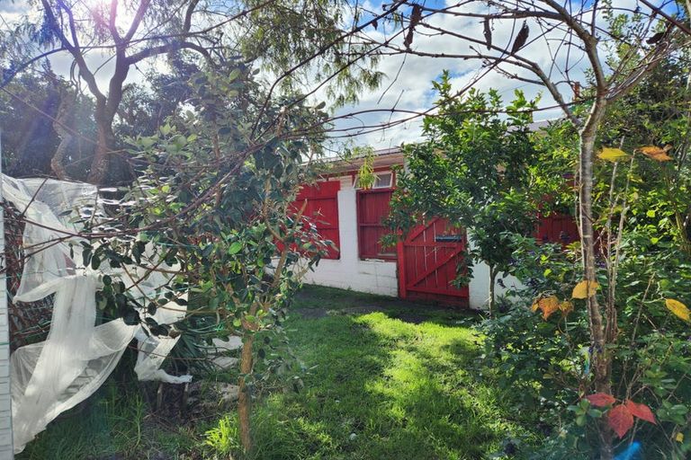 Photo of property in 32a Kirkbride Road, Mangere Bridge, Auckland, 2022