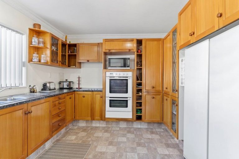 Photo of property in 32 Kulim Avenue, Otumoetai, Tauranga, 3110