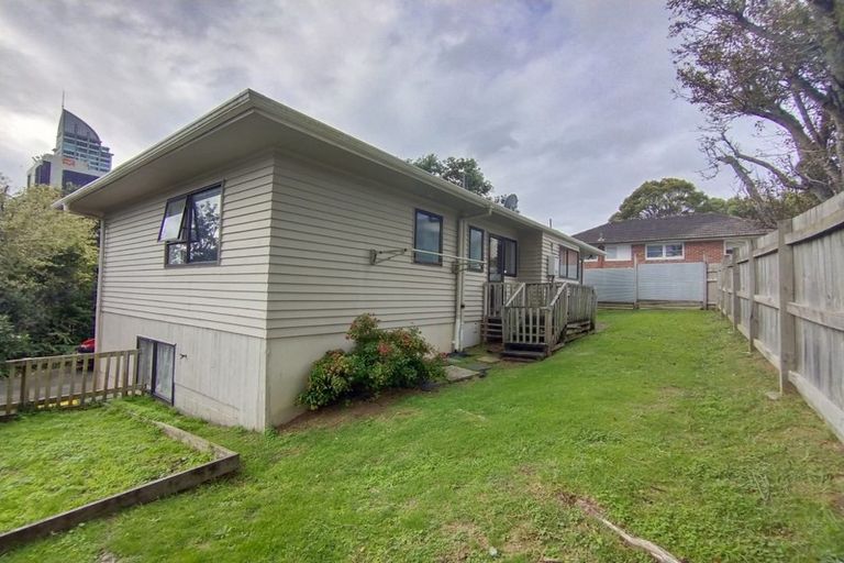 Photo of property in 1/10 Bracken Avenue, Takapuna, Auckland, 0622