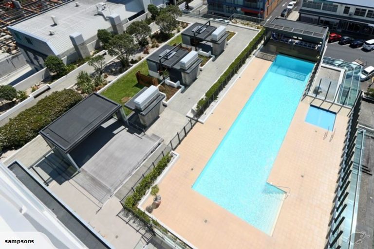 Photo of property in Sentinel Apartments, 901/3 Northcroft Street, Takapuna, Auckland, 0622