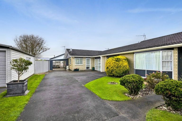 Photo of property in 24b Surrey Street, Hawera, 4610