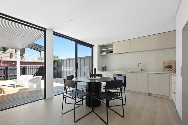 Photo of property in 16 Ridout Street, Maeroa, Hamilton, 3200