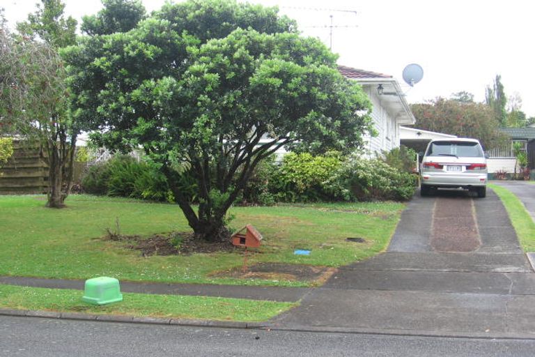 Photo of property in 40 Marvon Downs Avenue, Pakuranga Heights, Auckland, 2010