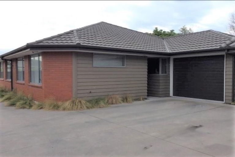 Photo of property in 6/18 Goldsmith Place, Waltham, Christchurch, 8023
