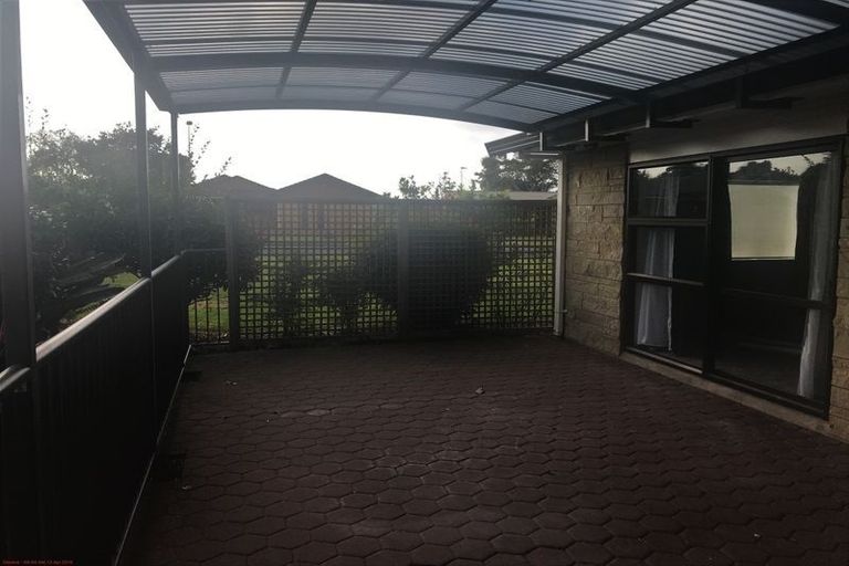 Photo of property in 4 Coolen Place, Tuakau, 2121