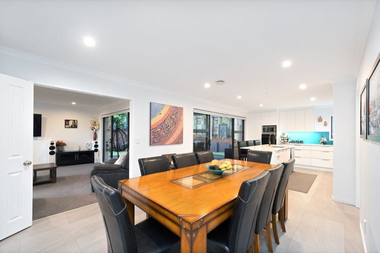 Photo of property in 10 Finsbury Place, Henderson, Auckland, 0612