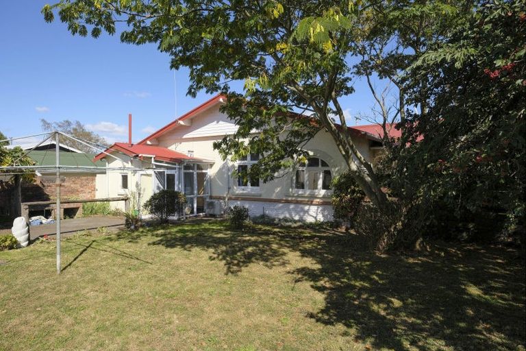 Photo of property in 2 Maine Street, Dannevirke, 4930