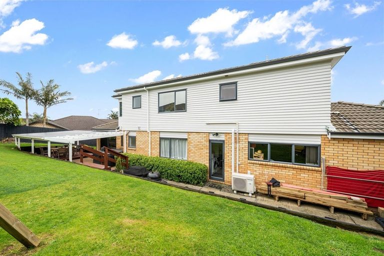 Photo of property in 20 Ina Ville Drive, Pukekohe, 2120