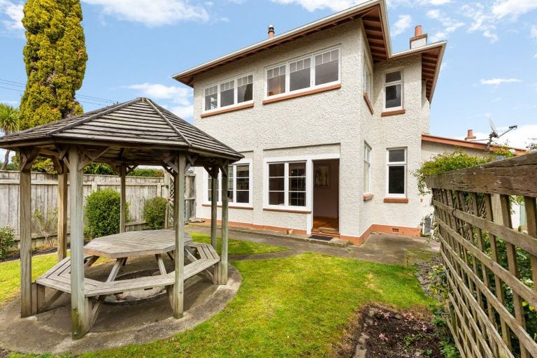 Photo of property in 12 Cambridge Street, Gonville, Whanganui, 4501