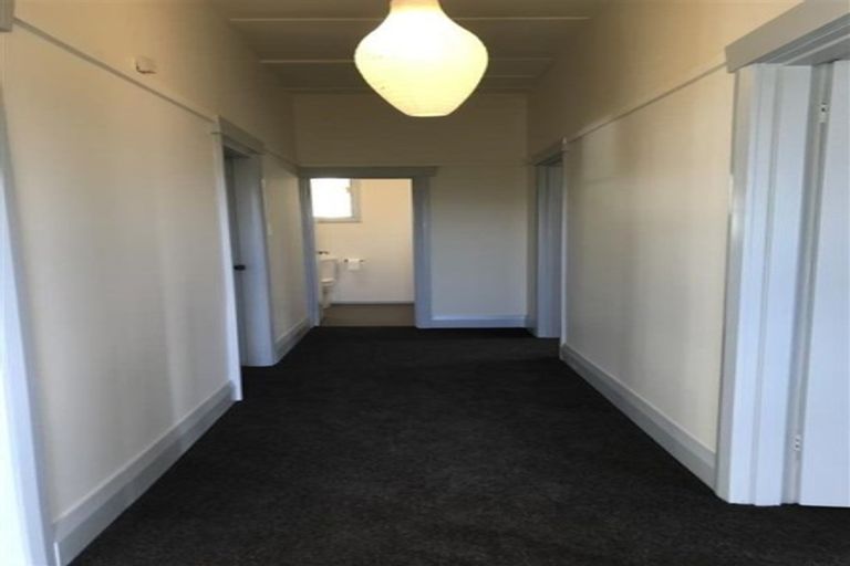 Photo of property in 68 Mitchell Street, Brooklyn, Wellington, 6021