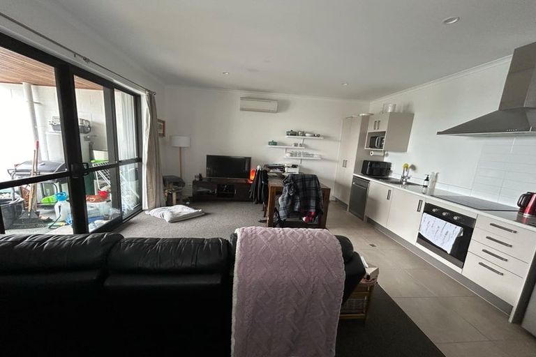 Photo of property in 262 Hobsonville Point Road, Hobsonville, Auckland, 0616