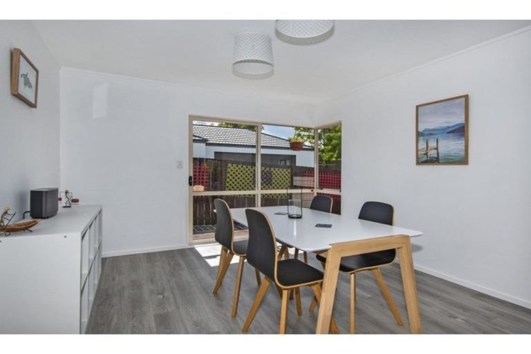 Photo of property in 6 Howards Way, Te Kamo, Whangarei, 0112