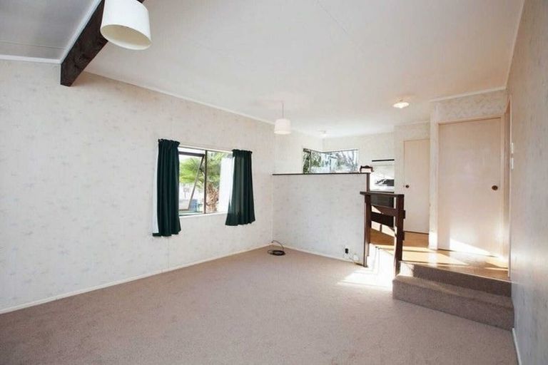 Photo of property in 70 Belair Avenue, Blagdon, New Plymouth, 4310