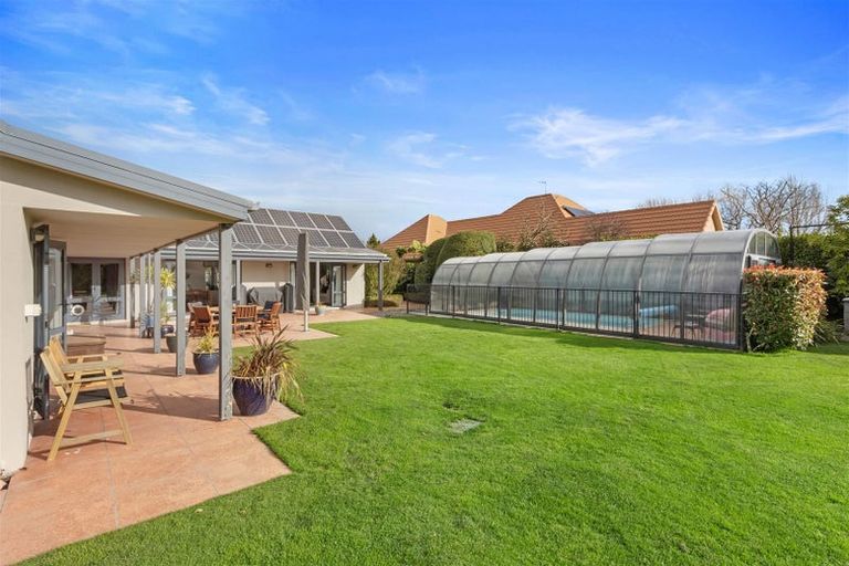 Photo of property in 4 Westall Lane, Avonhead, Christchurch, 8042