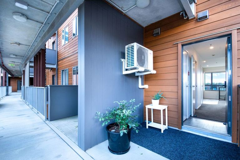 Photo of property in 206/160d Hobsonville Point Road, Hobsonville, Auckland, 0616