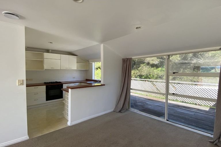 Photo of property in 19 Highbury Bypass, Birkenhead, Auckland, 0626