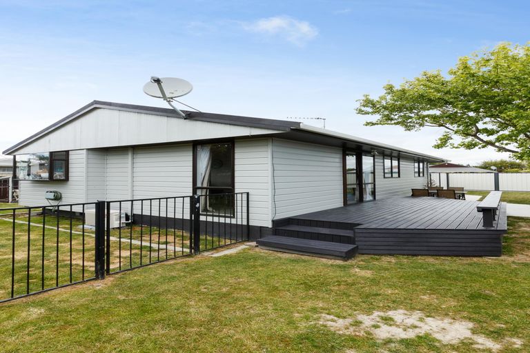 Photo of property in 6 Mercury Street, Milson, Palmerston North, 4414