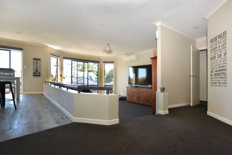 Photo of property in 2 Knox Place, Leamington, Cambridge, 3432