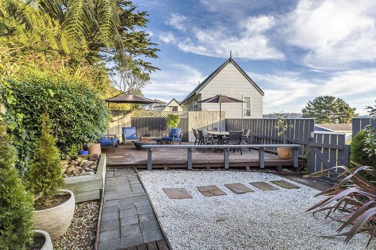 Photo of property in 2 Adventure Drive, Whitby, Porirua, 5024