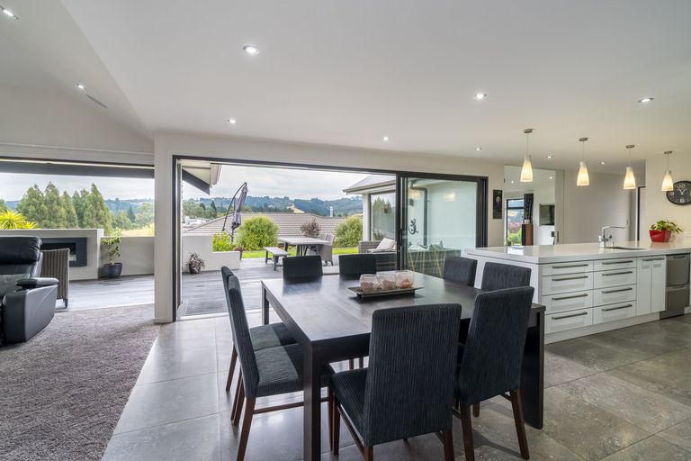 Photo of property in 64 Severn Street, Island Bay, Wellington, 6023