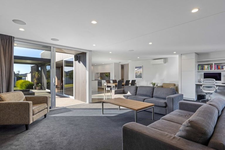 Photo of property in 11 Saint Pauls Place, Burwood, Christchurch, 8083