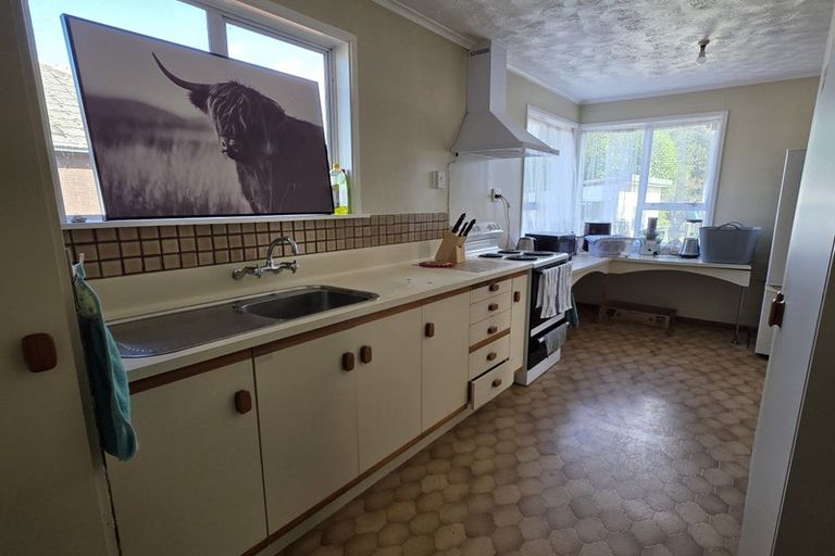 Photo of property in 9 Kowhai Street, Te Hapara, Gisborne, 4010