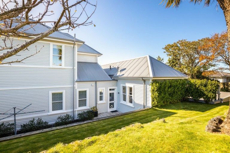 Photo of property in 149a Tukapa Street, Westown, New Plymouth, 4310