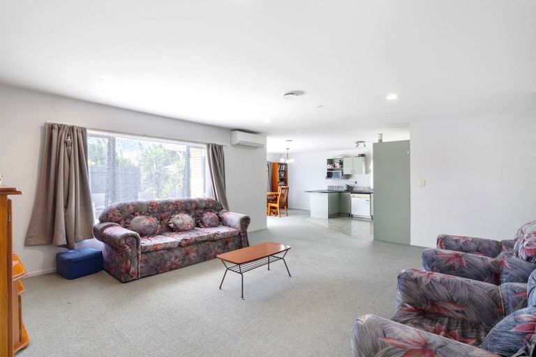 Photo of property in 16b Roick Parade, Glen Eden, Auckland, 0602