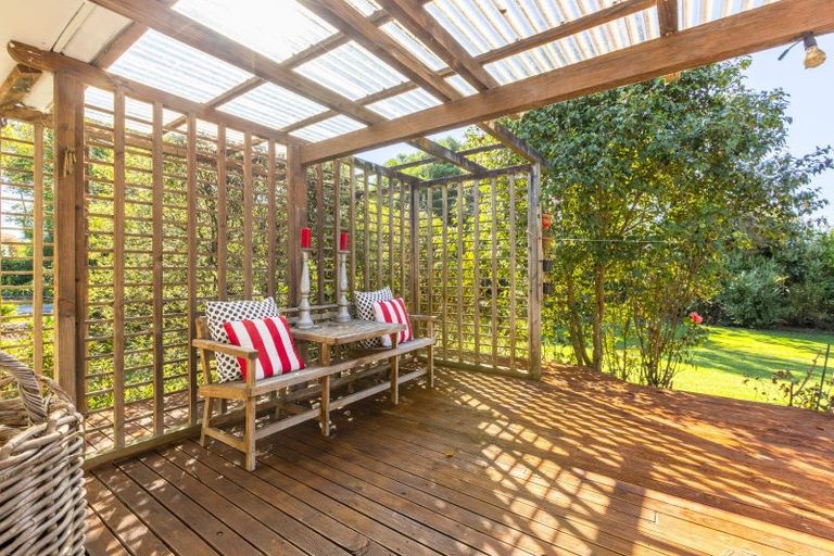 Photo of property in 52 Mcgreevy Street, Waipawa, 4210