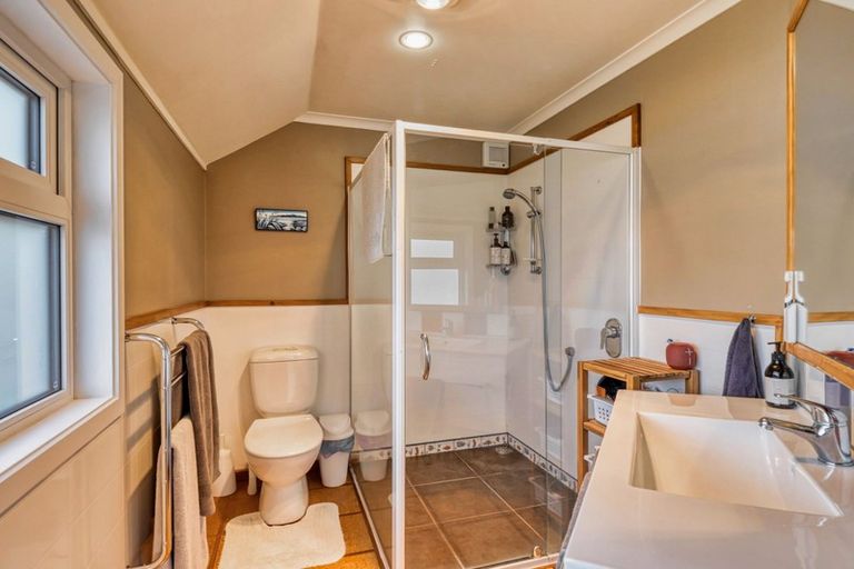 Photo of property in 7 Jacaranda Grove, Maungaraki, Lower Hutt, 5010