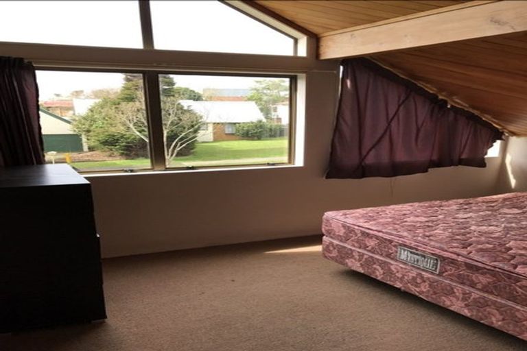 Photo of property in 55 St Annes Crescent, Wattle Downs, Auckland, 2103