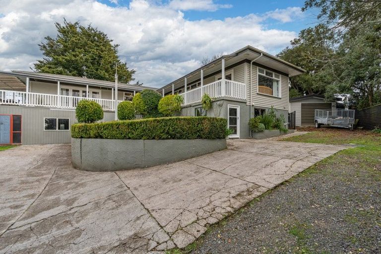 Photo of property in 114 Tuhikaramea Road, Dinsdale, Hamilton, 3204