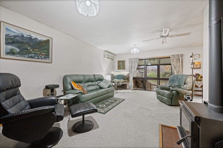 Photo of property in 10 Westmoreland Place, Cromwell, 9310