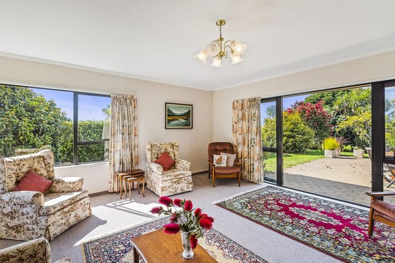 Photo of property in 5 Langdale Avenue, Paraparaumu, 5032