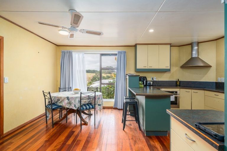 Photo of property in 131 Dimock Street, Titahi Bay, Porirua, 5022