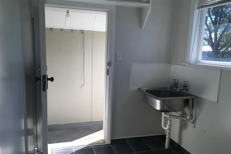 Photo of property in 406 Moa Place, Camberley, Hastings, 4120