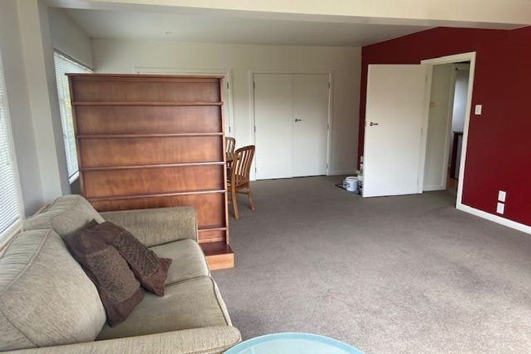 Photo of property in 11 Randwick Road, Northland, Wellington, 6012