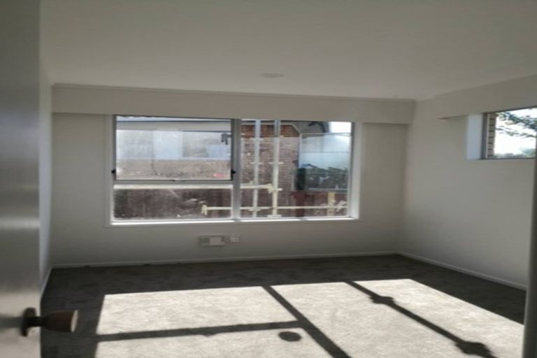 Photo of property in 32 Walworth Avenue, Pakuranga Heights, Auckland, 2010