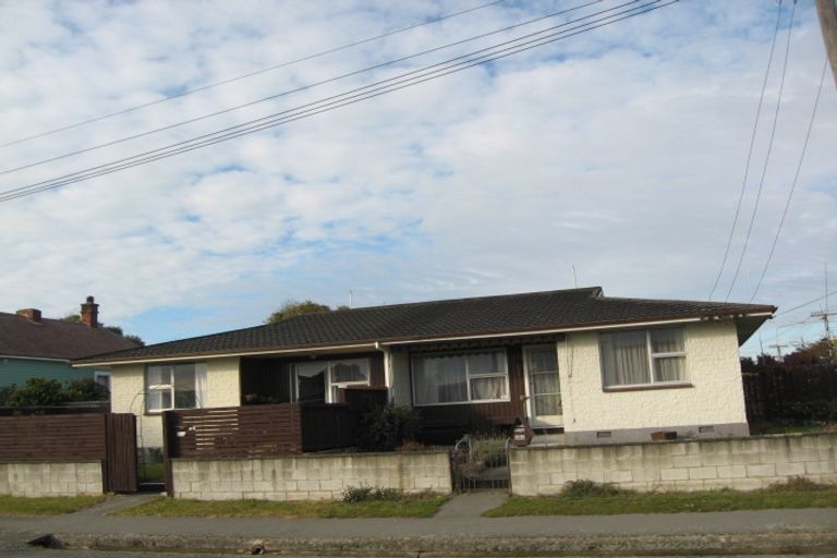 Photo of property in 35 Collingwood Street, New Brighton, Christchurch, 8061