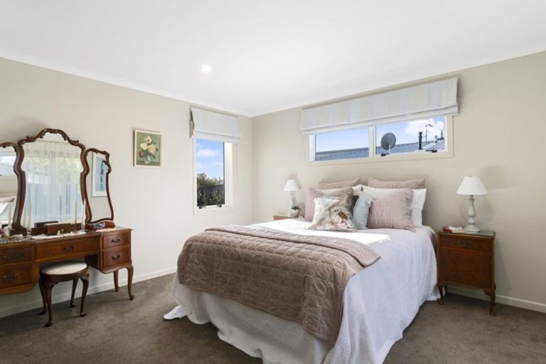 Photo of property in 30 Harbelle Close, Bethlehem, Tauranga, 3110