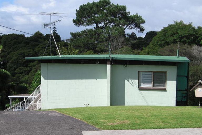 Photo of property in 2/16 Valron Road, Te Atatu South, Auckland, 0602