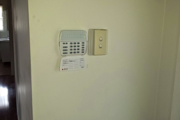 Photo of property in 1/15 Ballance Avenue, Papatoetoe, Auckland, 2104