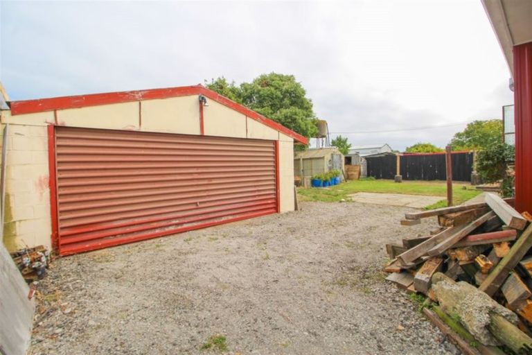 Photo of property in 27 Queen Street, Pareora, 7912