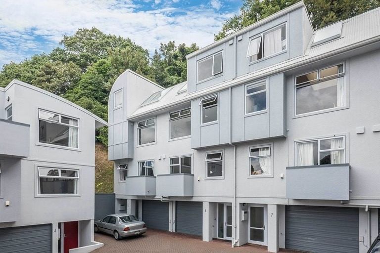 Photo of property in Fernhill Flats, 324u7 The Terrace, Te Aro, Wellington, 6011