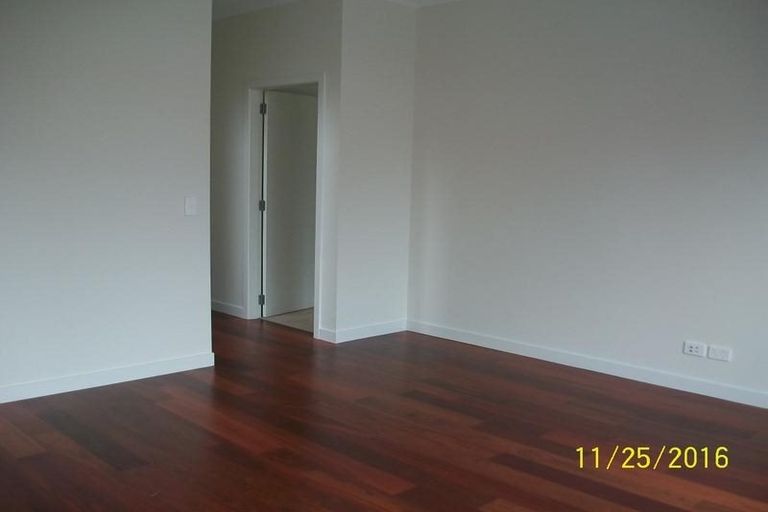 Photo of property in 16 Saltmarsh Road, Hobsonville, Auckland, 0616